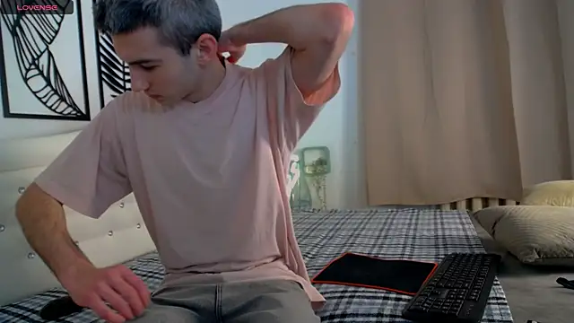 Devin Jay online show from 02.02.25