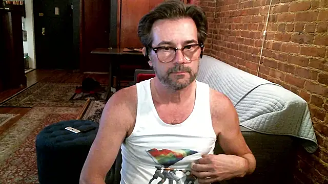 Johnny Bottoms online show from 04.25.26