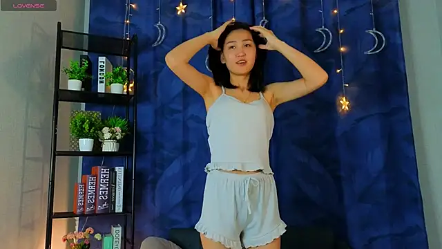 Snapshot of OdeliaGossage chatting on 02.03.25 OdeliaGossage online show from 02.03.25