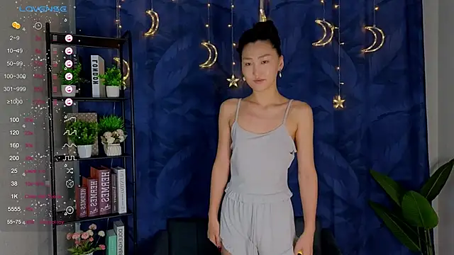 Snapshot of OdeliaGossage chatting on 02.09.25 OdeliaGossage online show from 02.09.25