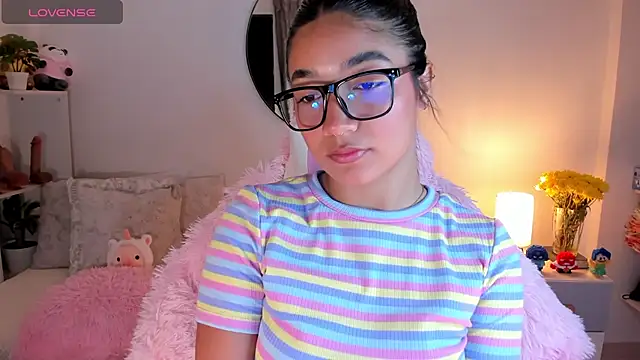 martina roldam online show from 03.14.25