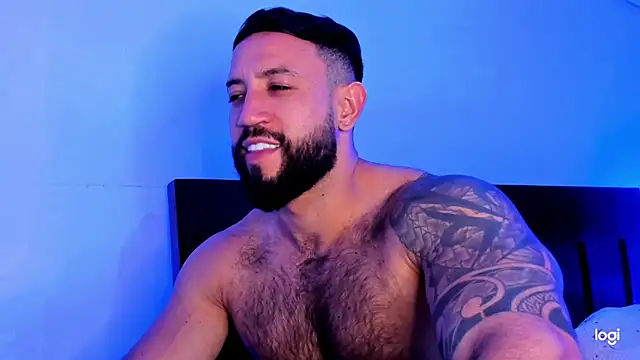 Snapshot of BradLeon_ chatting on 03.23.25 BradLeon online show from 03.23.25