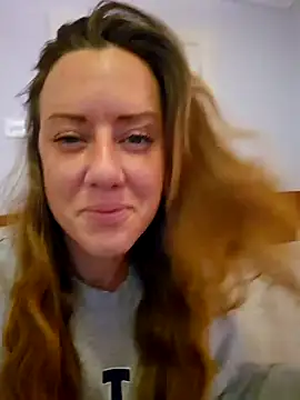 Snapshot of carakenny chatting on 10.25.25 carakenny online show from 10.25.25