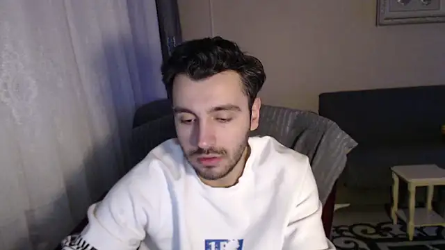 handsomeee04 online show from 12.03.25