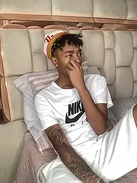 Boy cock18 online show from 02.19.25