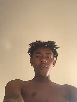 Boy cock18 online show from 02.21.25