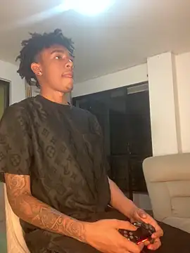 Boy cock18 online show from 09.12.25