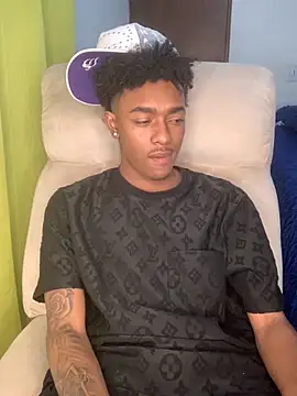 Boy cock18 online show from 10.13.25