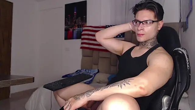 DennisWalkerr online show from 01.31.25