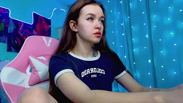 Snapshot of Naughty_Mable chatting on 01.07.25 Naughty Mable online show from 01.07.25
