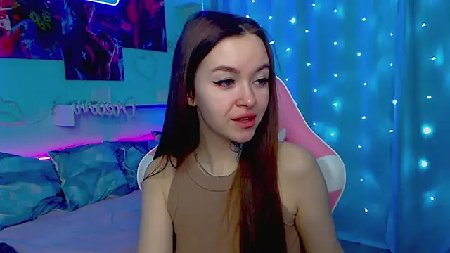 Snapshot of Naughty_Mable chatting on 01.15.25 Naughty Mable online show from 01.15.25