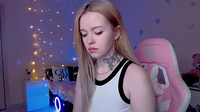 Naughty Mable online show from 03.28.26