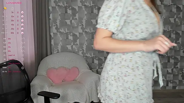 Lovely Lure online show from 03.06.25