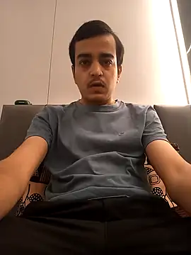 J JEN5 online show from 12.25.24