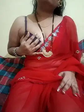 Snapshot of Soniya_444 chatting on 12.17.25 Soniya 444 online show from 12.17.25