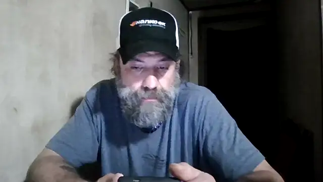 Snapshot of zaneporter46 chatting on 05.22.26 zaneporter46 online show from 05.22.26