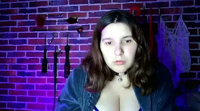 Snapshot of Heleneecesmecs2 chatting on 01.22.25 Heleneecesmecs2 online show from 01.22.25