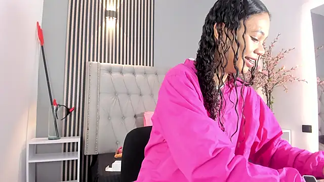 GysellHanson online show from 11.21.25