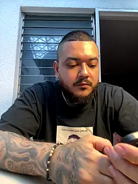 El Titan1998 online show from 12.13.25