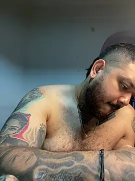 El Titan1998 online show from 04.19.26