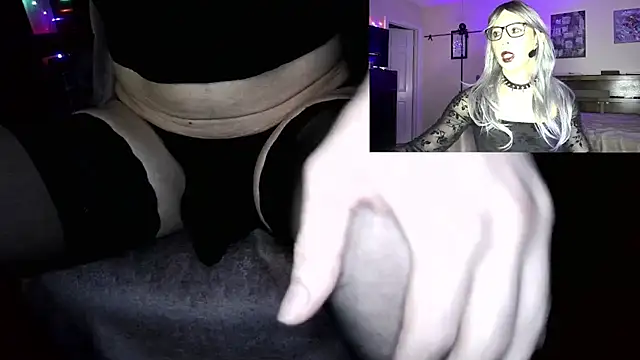 DominicaMolotov online show from 01.16.25