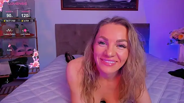 Oliva Candy online show from 03.06.25