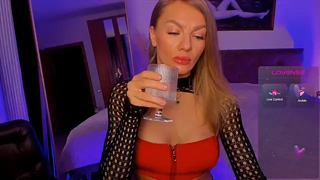 Oliva Candy online show from 03.27.26