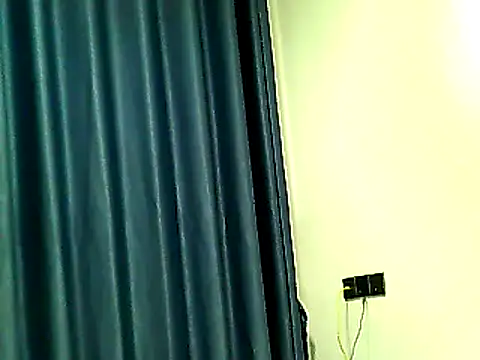 Snapshot of quijing chatting on 12.24.24 quijing online show from 12.24.24