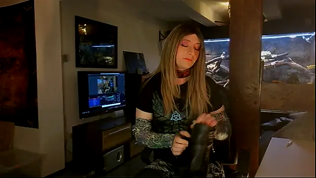 DYasmin69 online show from 11.15.25