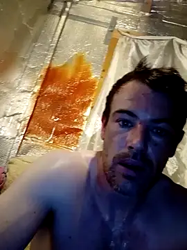 Snapshot of Eddyfrancis87 chatting on 09.29.25 Eddyfrancis87 online show from 09.29.25