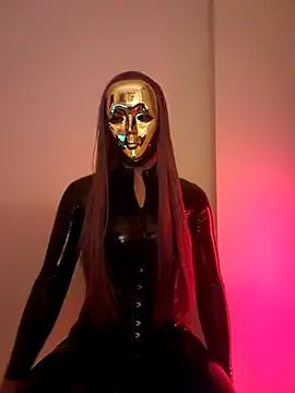 NoraInMask online show from 03.01.25