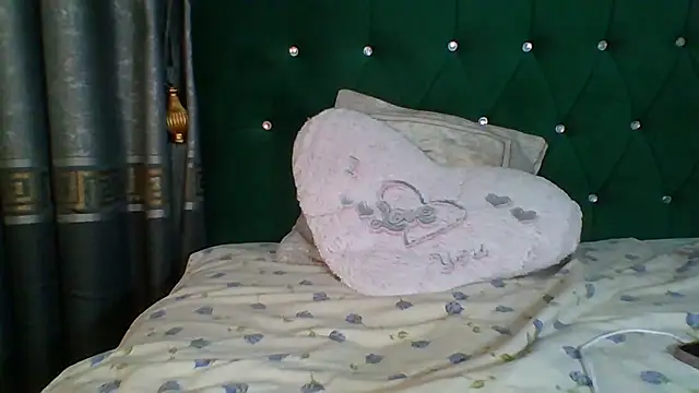 LeydiLi online show from 03.20.25