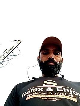 Snapshot of mojmasti143 chatting on 12.25.24 mojmasti143 online show from 12.25.24