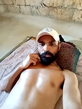 Snapshot of mojmasti143 chatting on 02.01.25 mojmasti143 online show from 02.01.25