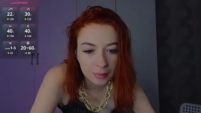 Snapshot of Cuteroxyfoxy chatting on 06.24.26 Cuteroxyfoxy online show from 06.24.26