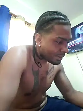 Snapshot of Hauterdam chatting on 02.07.25 Hauterdam online show from 02.07.25