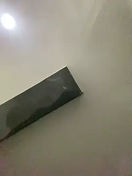 Snapshot of Sophia_cyrus11 chatting on 01.01.25 Sophia cyrus11 online show from 01.01.25