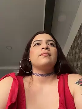 Snapshot of Sophia_cyrus11 chatting on 02.08.25 Sophia cyrus11 online show from 02.08.25