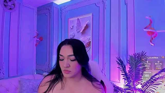 stefany duque1  online show from 11.11.25