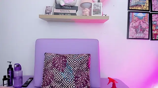 Carolina Burninng online show from 10.01.25