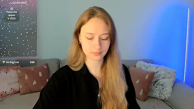 Snapshot of Haley_Vixen chatting on 05.15.26 Haley Vixen online show from 05.15.26