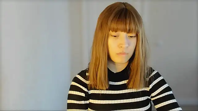  hannah baker online show from 02.10.25