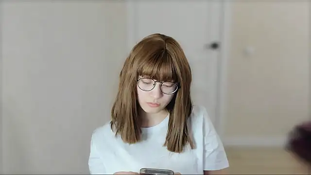  hannah baker online show from 02.12.25