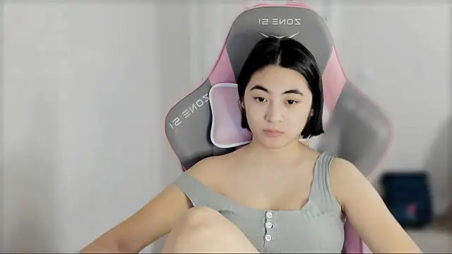  hannah baker online show from 03.04.25