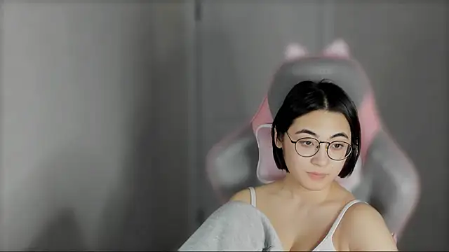  hannah baker online show from 03.09.25