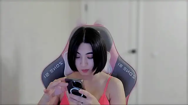  hannah baker online show from 03.10.25