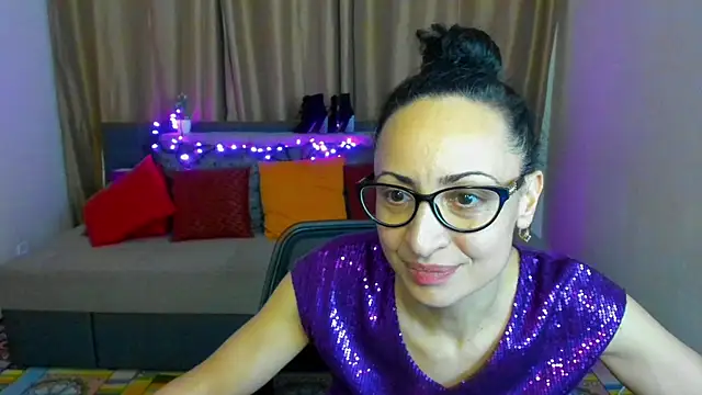 Snapshot of Arianasweety23 chatting on 12.31.24 Arianasweety23 online show from 12.31.24