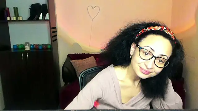 Snapshot of Arianasweety23 chatting on 01.11.25 Arianasweety23 online show from 01.11.25
