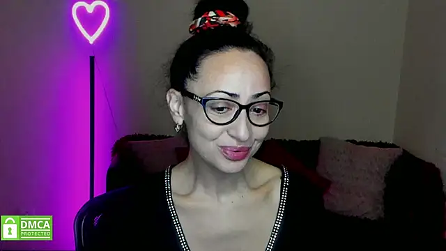 Snapshot of Arianasweety23 chatting on 02.10.25 Arianasweety23 online show from 02.10.25