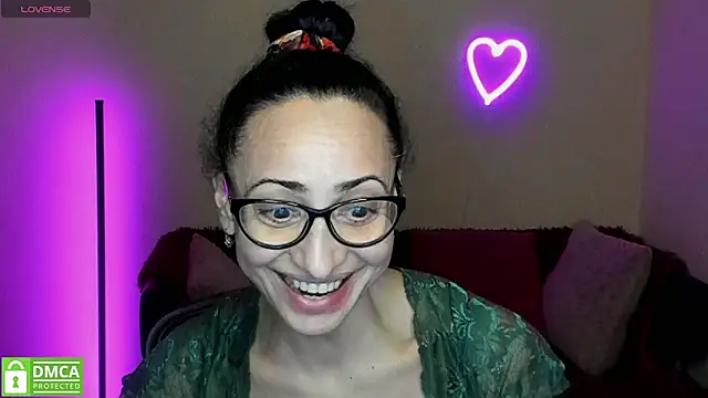 Snapshot of Arianasweety23 chatting on 03.11.25 Arianasweety23 online show from 03.11.25